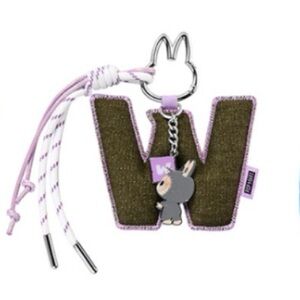 Labubu Pin For Love “W” pendant